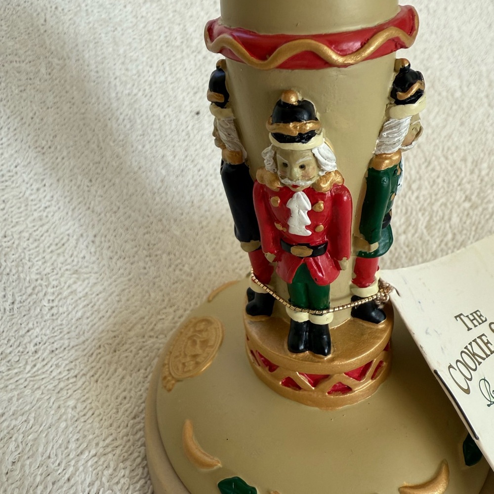 Brown Bag Nutcracker Cookie Stamp Press Christmas with Recipe Booklet - Picture 3 of 4
